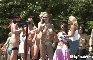 video porn Gigantic vibrator for Melanie shaved little pussy