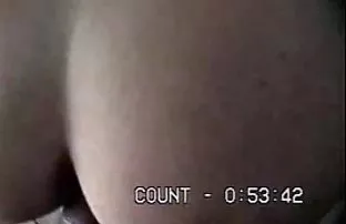 video porn Hot babe has fun with the vibrator