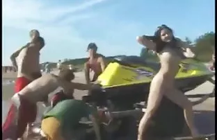 video porn Sexy Milf sucks the cock empty